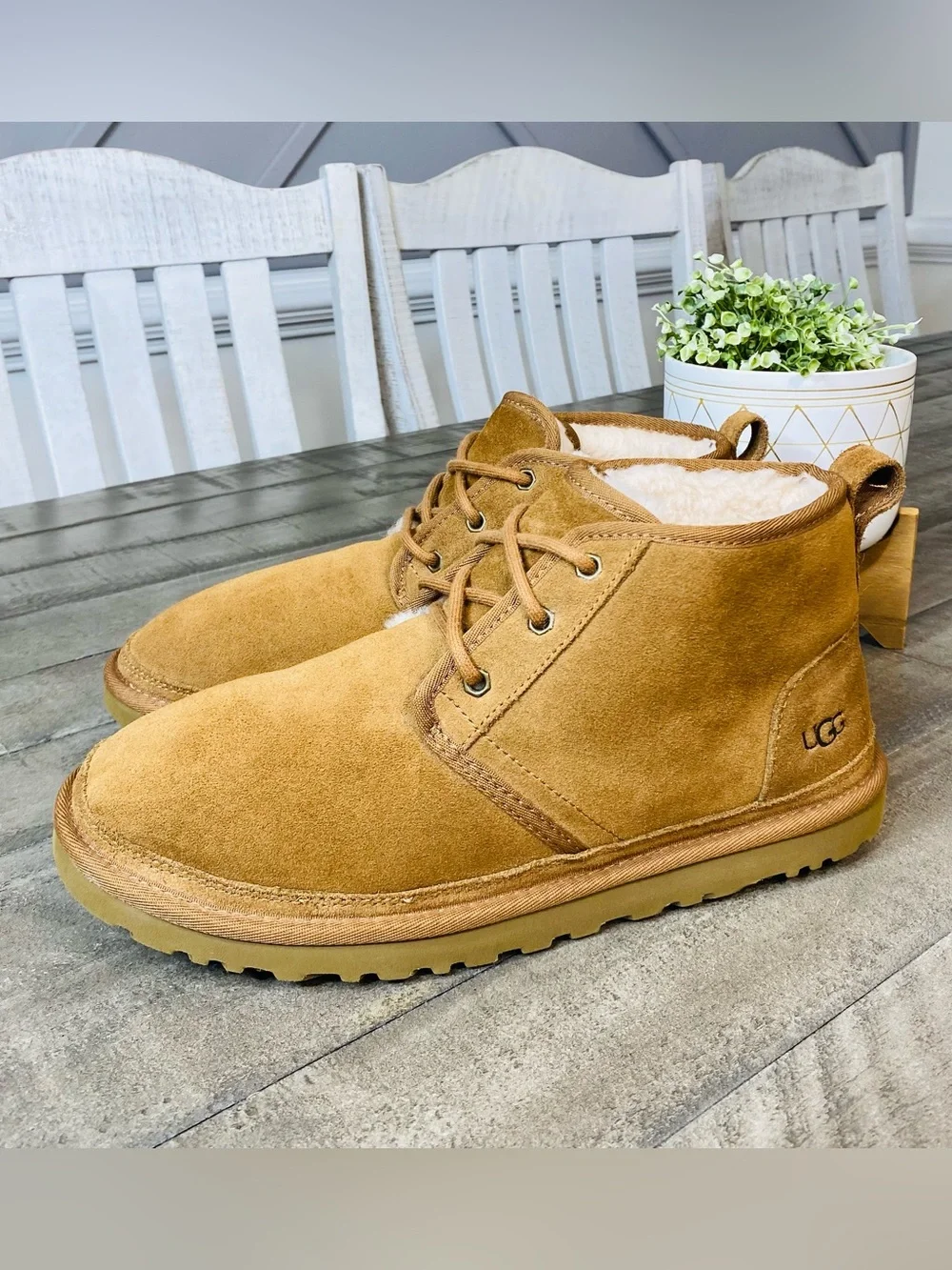 UGG Neumel Men's Chestnut Tan Suede Lace Up Chukka Boots Size 10
